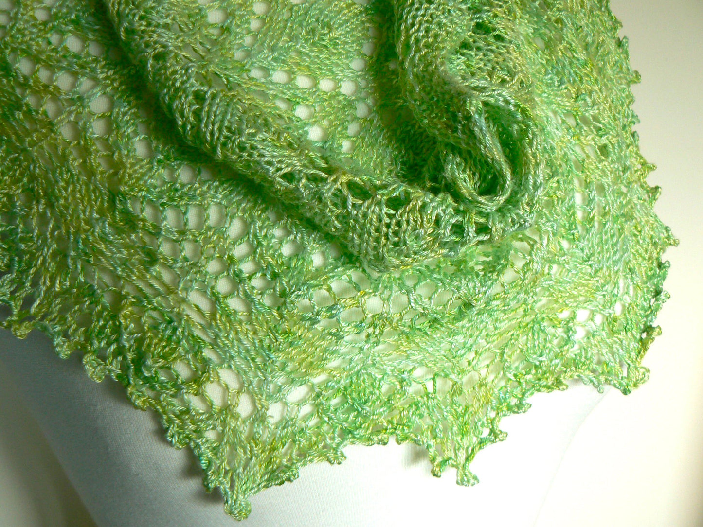Giselle Lace Cowl Pattern