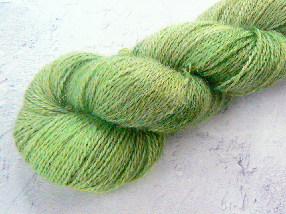 Lovely Leaves, British Suri Alpaca Silk 4-ply yarn (SUS)