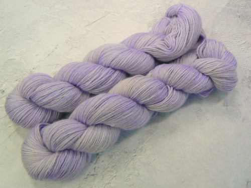 Spring Violets, Baby Alpaca 4-ply (BAS)