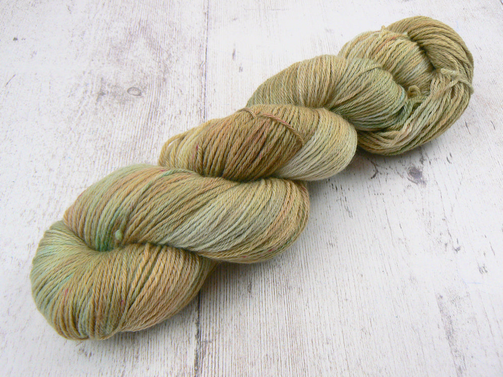 Moss on the Apple Tree, Merino, Cashmere and Rose 4-ply (RCS)