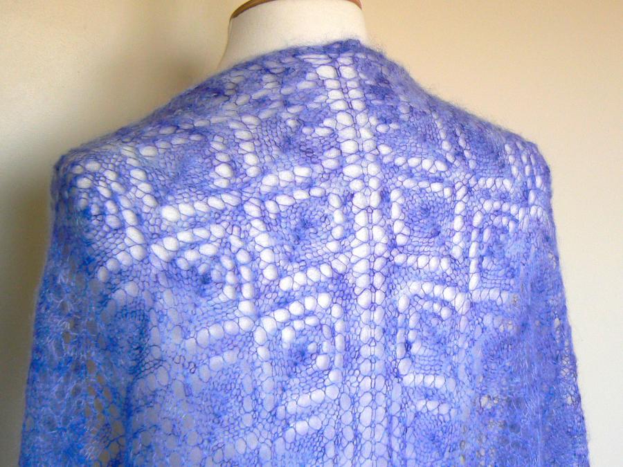 Best Luxury Yarns for Delicate Shawls