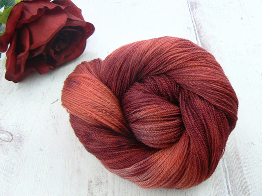 Clover in Shadow, Merino Silk Cobweb Lace (50:50)